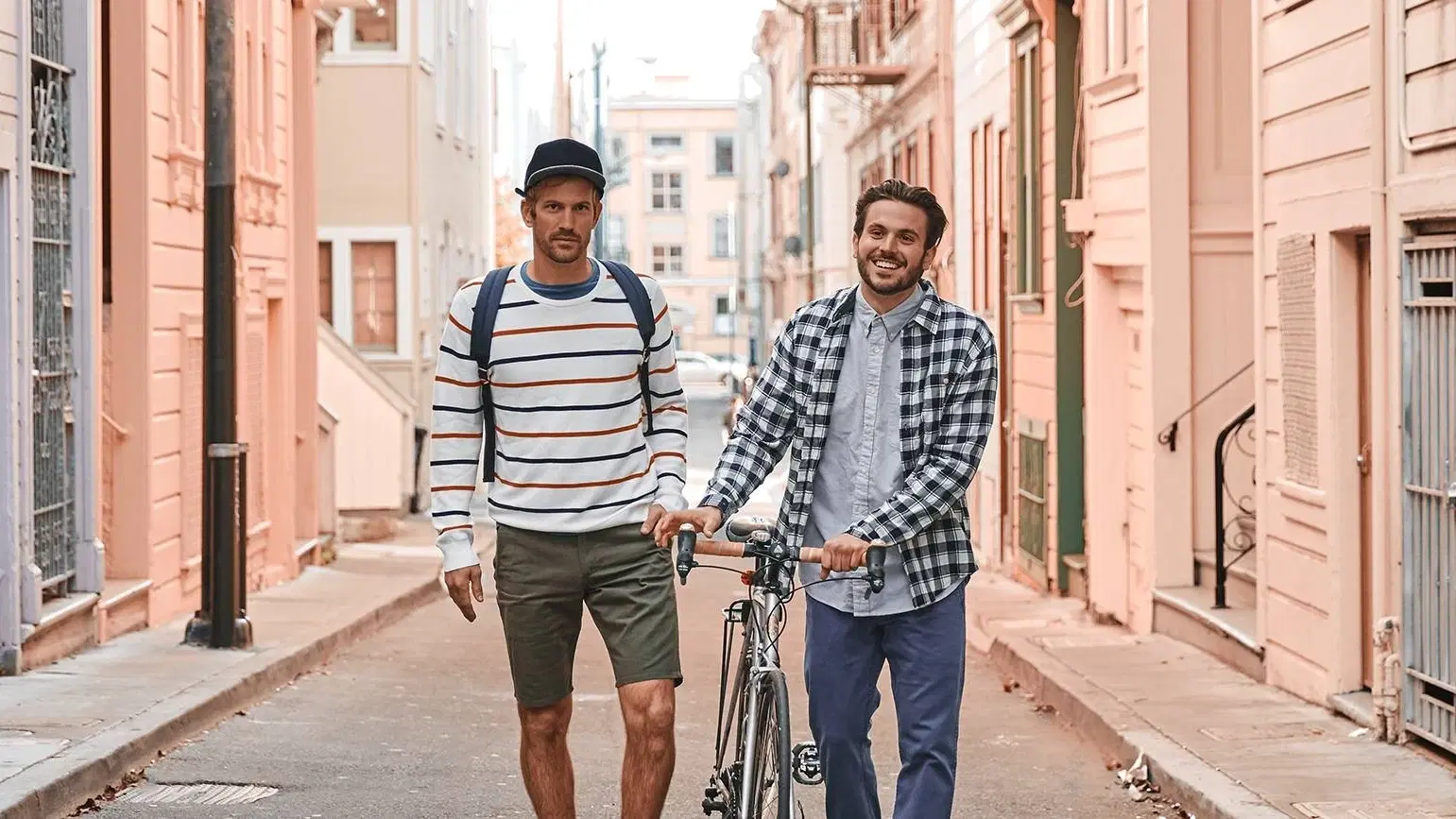 How to Stay Up to Date with Men's Fashion Trends: A Guide for Indian Fashion Enthusiasts